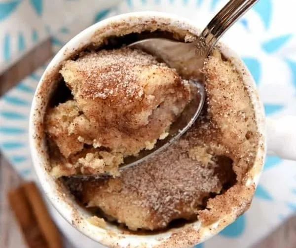 Delicious snickerdoodle mug cake recipe for a quick dessert