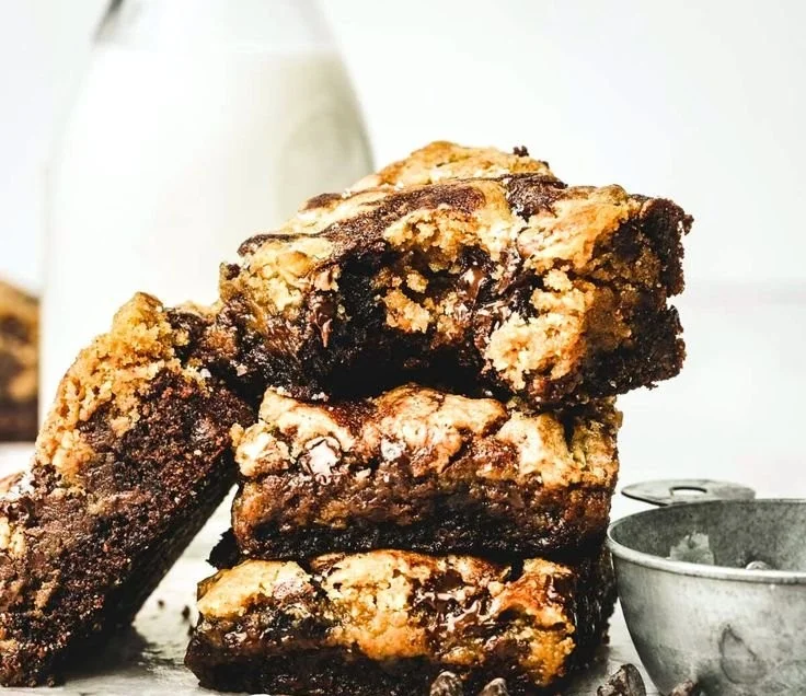 Delicious freshly baked brookies combining brownies and cookies