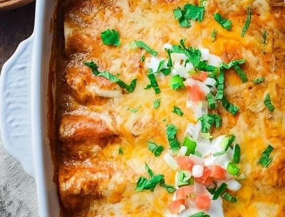 Delicious cheese enchiladas served with toppings