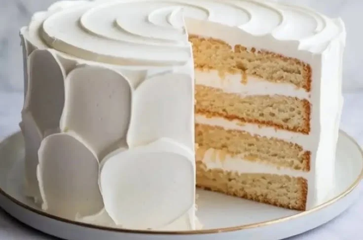 Creamy marshmallow filling for cakes and desserts
