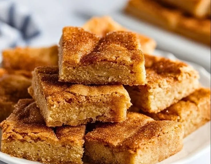Deliciously baked cinnamon sugar blondies fresh out of the oven